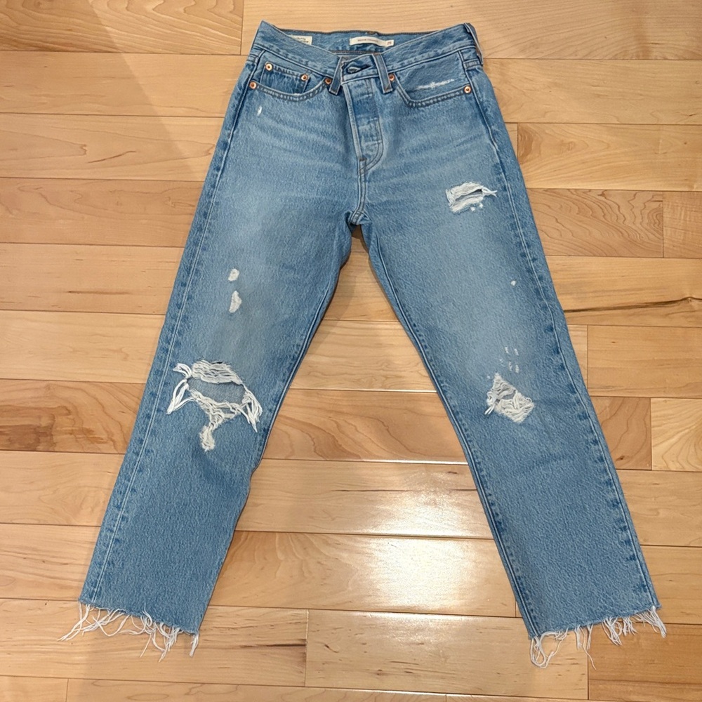 levis light wash wedgie straight jeans